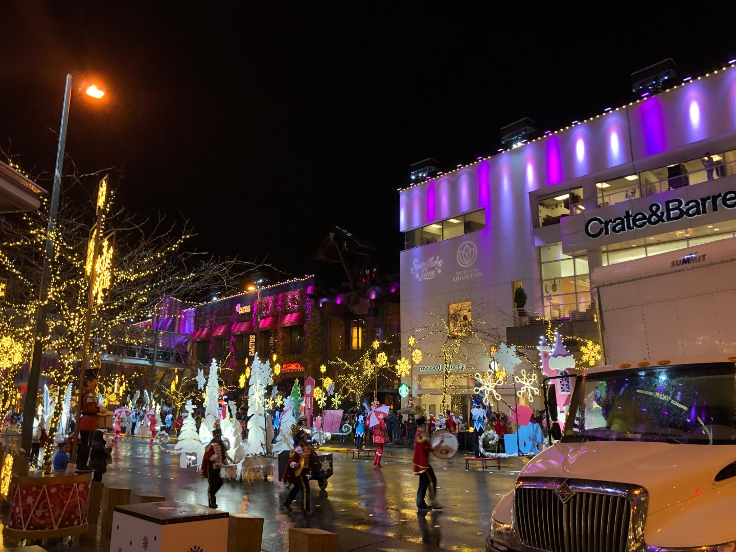 Bellevue Square - Bellevue, WA